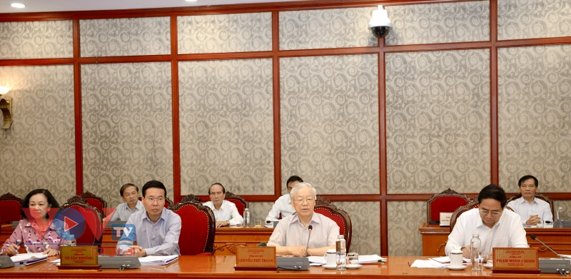 Tổng Bí thư Nguyễn Phú Trọng chủ trì họp Bộ Chính trị cho ý kiến về tình hình kinh tế - xã hội - Ảnh 6.