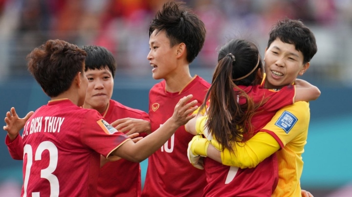 Đội tuyển nữ Việt Nam được thưởng gần 1 tỷ đồng - Ảnh 1.