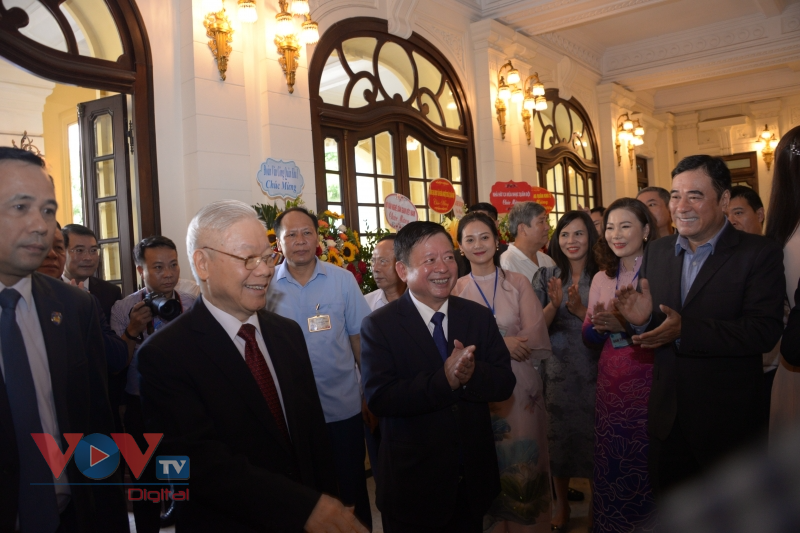 Tổng Bí thư Nguyễn Phú Trọng dự lễ kỉ niệm 75 năm thành lập Liên hiệp các Hội VHNT Việt Nam - Ảnh 2.