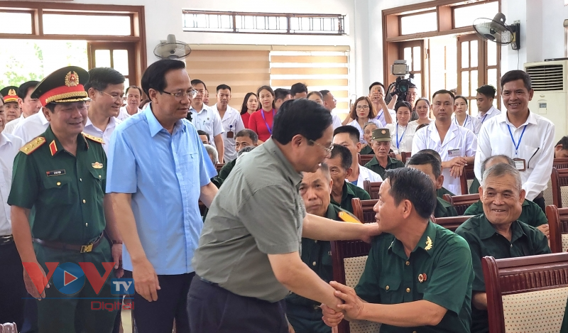 Thủ tướng Phạm Minh Chính thăm Trung tâm Điều dưỡng Thương binh Nho Quan Ninh Bình - Ảnh 5.