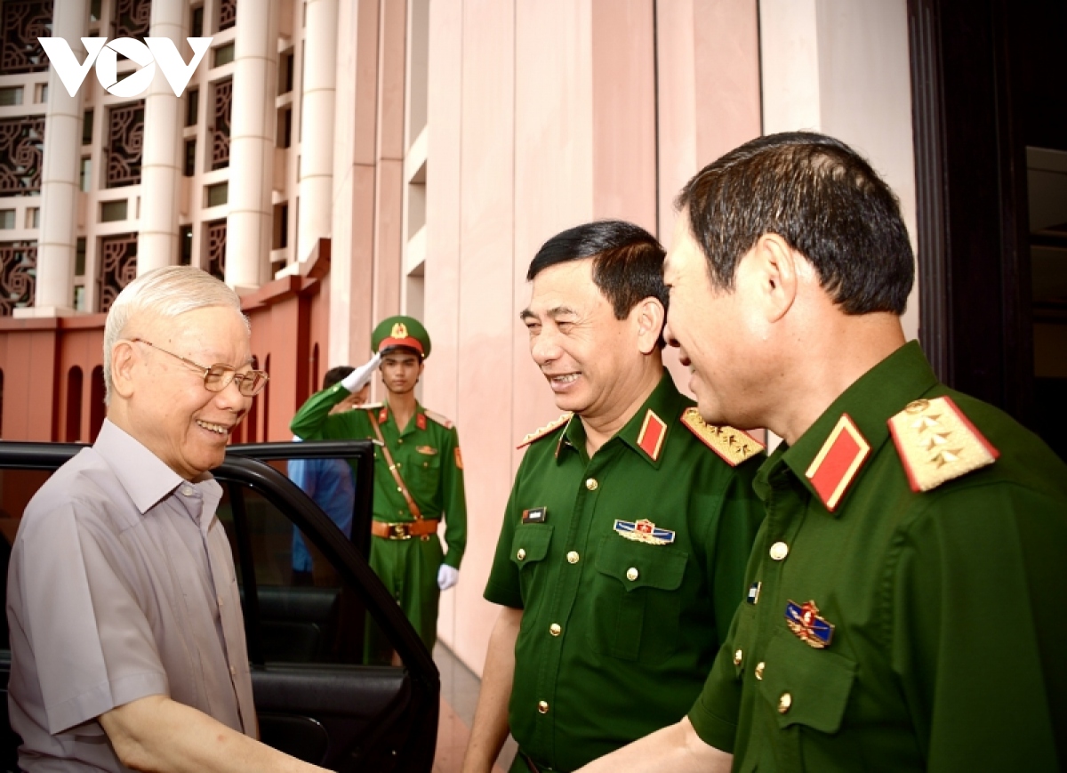 Tổng Bí thư Nguyễn Phú Trọng chủ trì hội nghị Quân ủy Trung ương 6 tháng đầu năm - Ảnh 1.