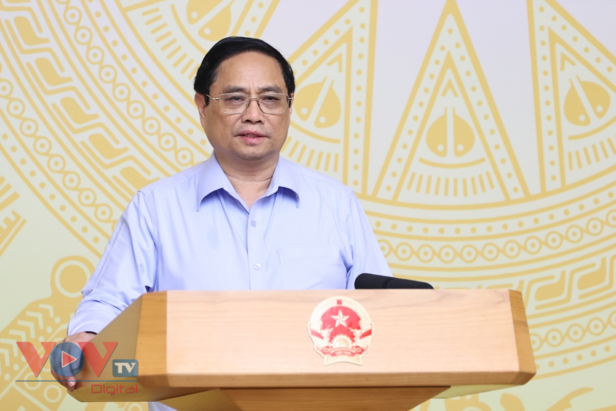 Thủ tướng Phạm Minh Chính chủ trì Hội nghị trực tuyến toàn quốc triển khai thực hiện sắp xếp đơn vị hành chính cấp huyện, cấp xã - Ảnh 1.