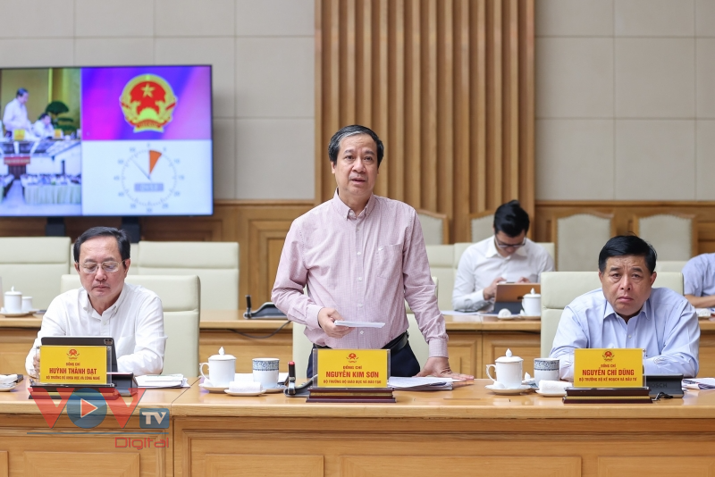 Thủ tướng Phạm Minh Chính chủ trì cuộc làm việc của Thường trực Chính phủ với TP.HCM - Ảnh 2.