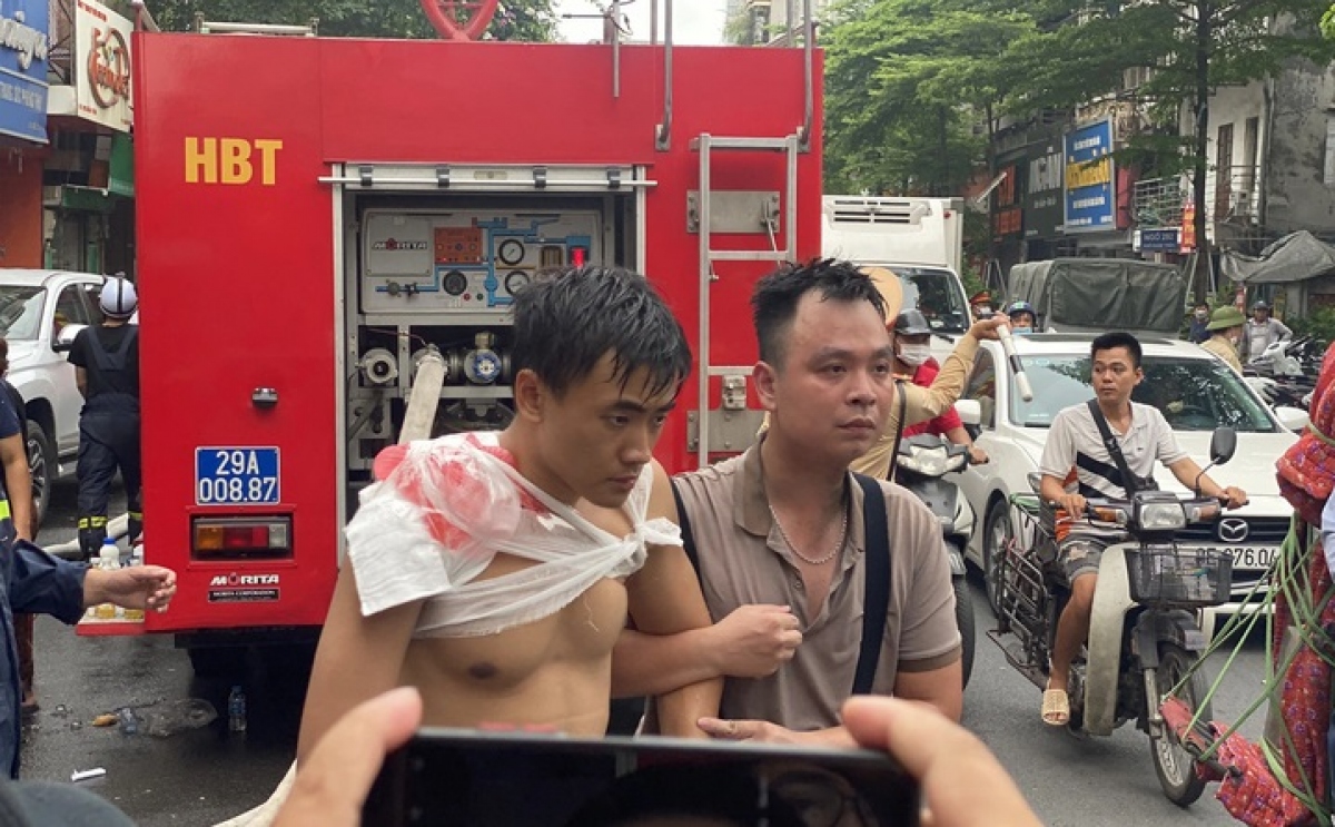 3 nạn nhân trong vụ cháy ở Hà Nội là con và cháu của chủ nhà - Ảnh 11.
