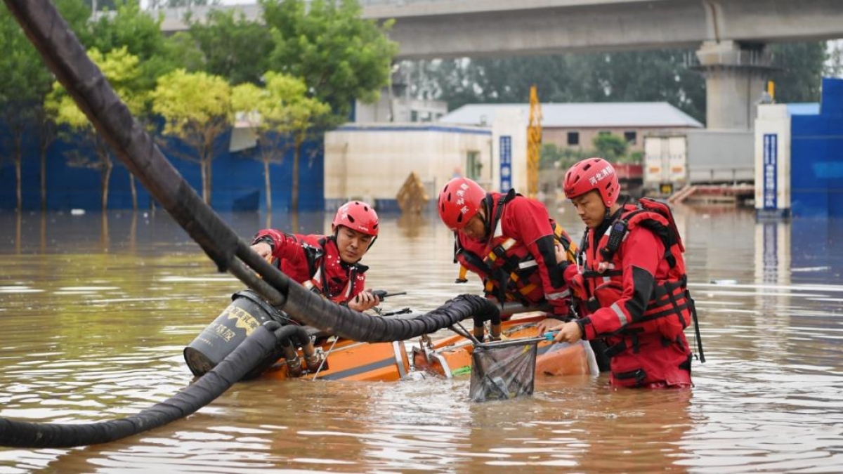 29 người thiệt mạng do mưa lũ tại tỉnh Hà Bắc, Trung Quốc - Ảnh 1.