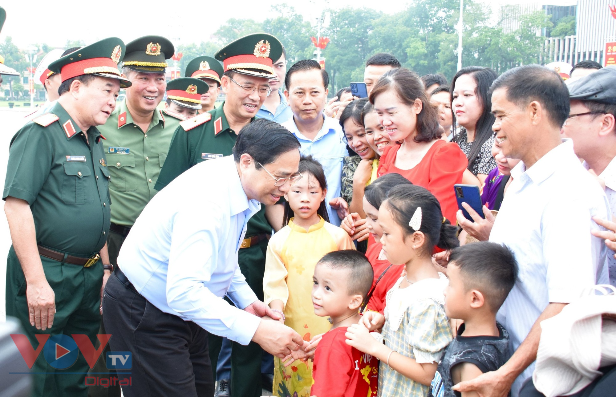 Thủ tướng kiểm tra công tác tu bổ định kỳ công trình Lăng Chủ tịch Hồ Chí Minh - Ảnh 2.