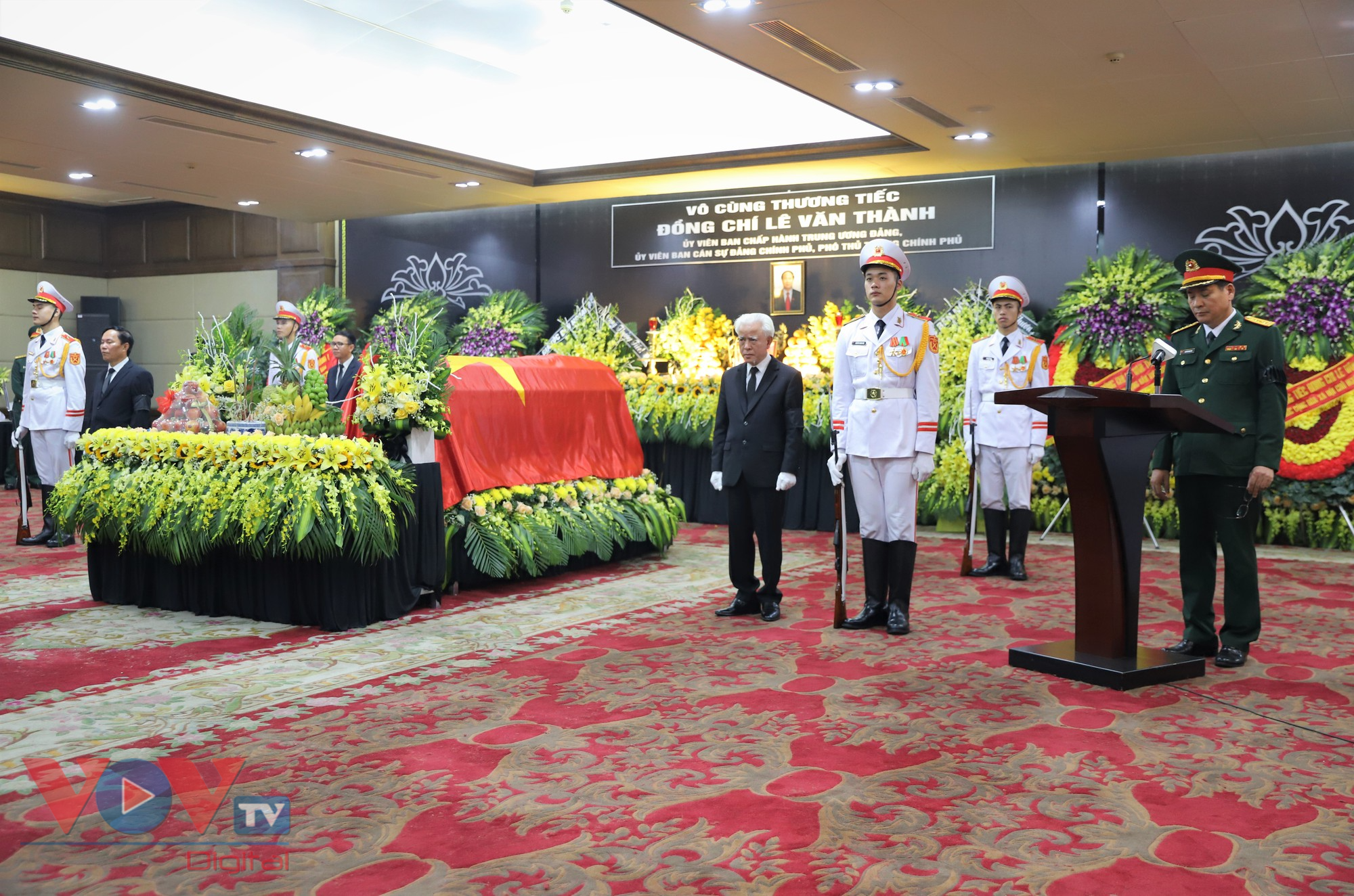 Lễ truy điệu và tiễn đưa Phó Thủ tướng Lê Văn Thành - Ảnh 1.