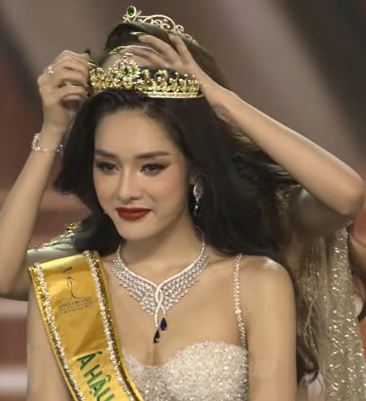 Lê Hoàng Phương đăng quang Miss Grand Vietnam 2023 - Ảnh 4.