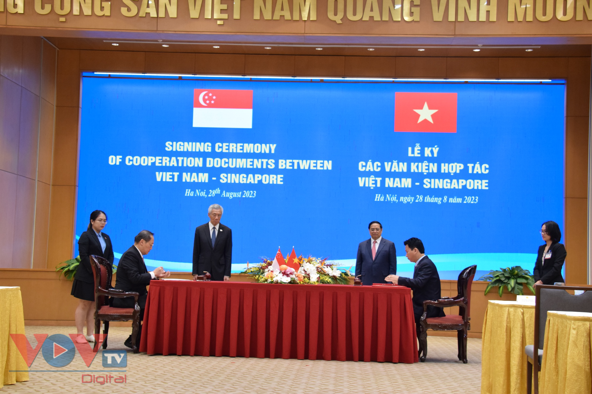 Thủ tướng Phạm Minh Chính chủ trì lễ đón và hội đàm với Thủ tướng Thủ tướng Singapore Lý Hiển Long - Ảnh 16.
