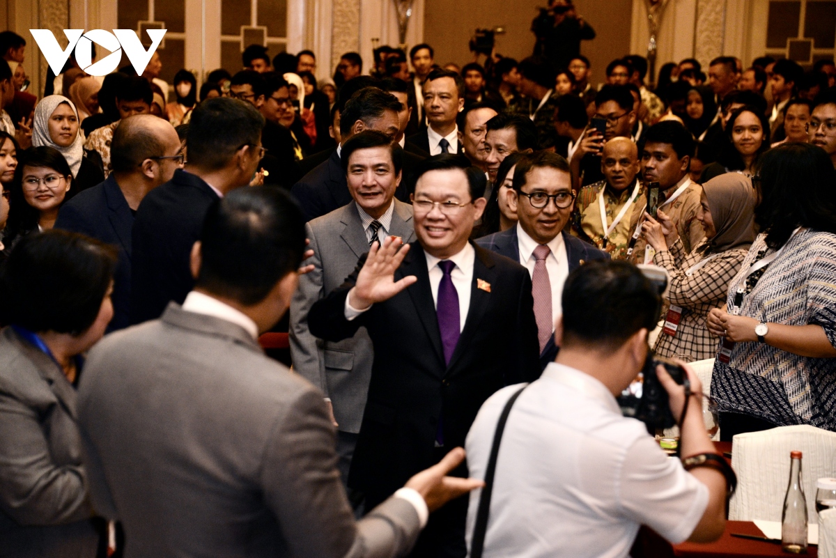 Chủ tịch Quốc hội: 3 “thống nhất” làm gốc bền, rễ chắc cho hành động của ASEAN - Ảnh 1.