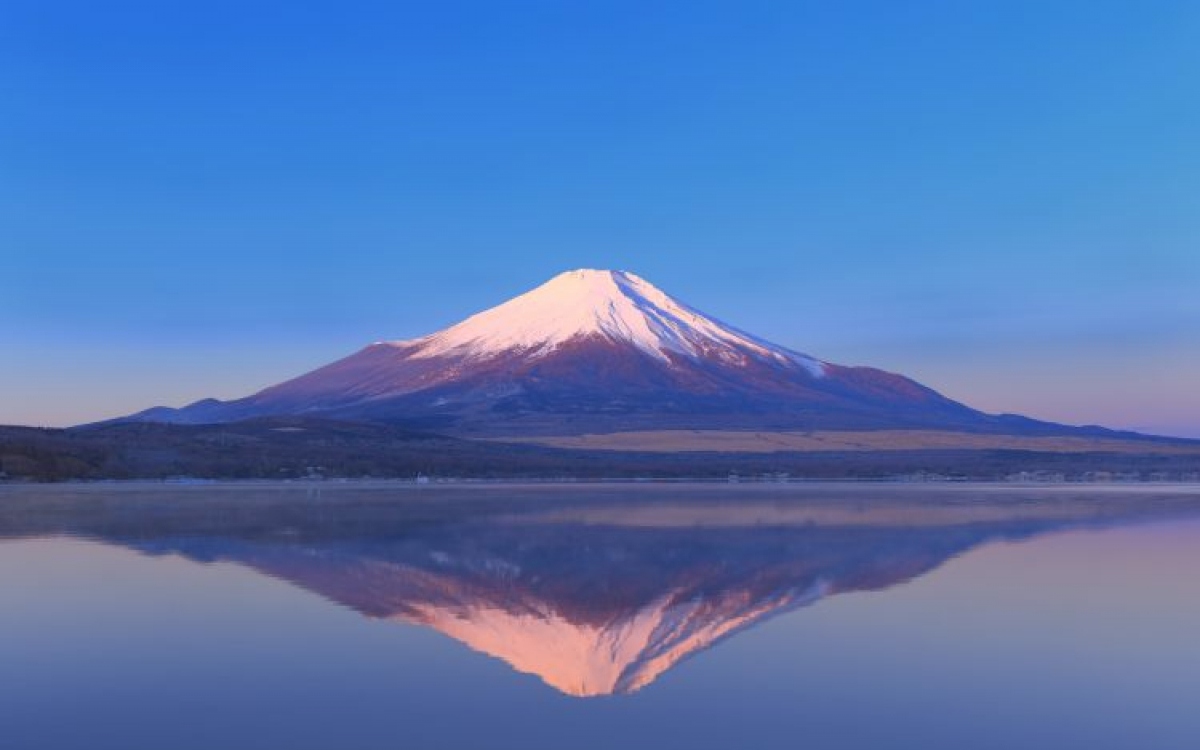 Nhật Bản muốn đánh thuế du lịch để bảo tồn núi Phú Sĩ - Ảnh 1.