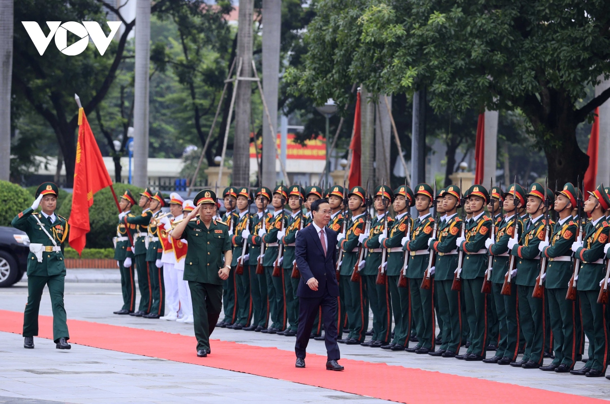 Chủ tịch nước dự và phát biểu tại lễ khai giảng của Học viện Quốc phòng - Ảnh 2.