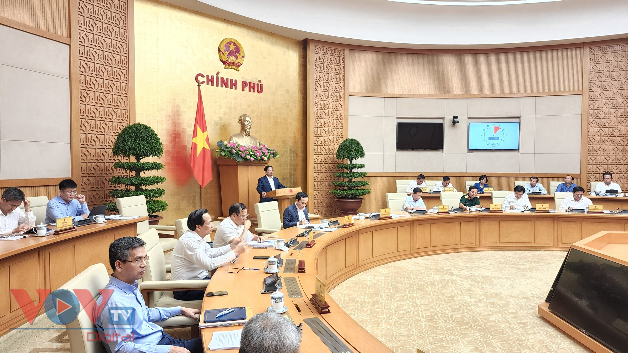 Thủ tướng Phạm Minh Chính chủ trì Phiên họp Chính phủ chuyên đề xây dựng pháp luật tháng 9/2023 - Ảnh 3.