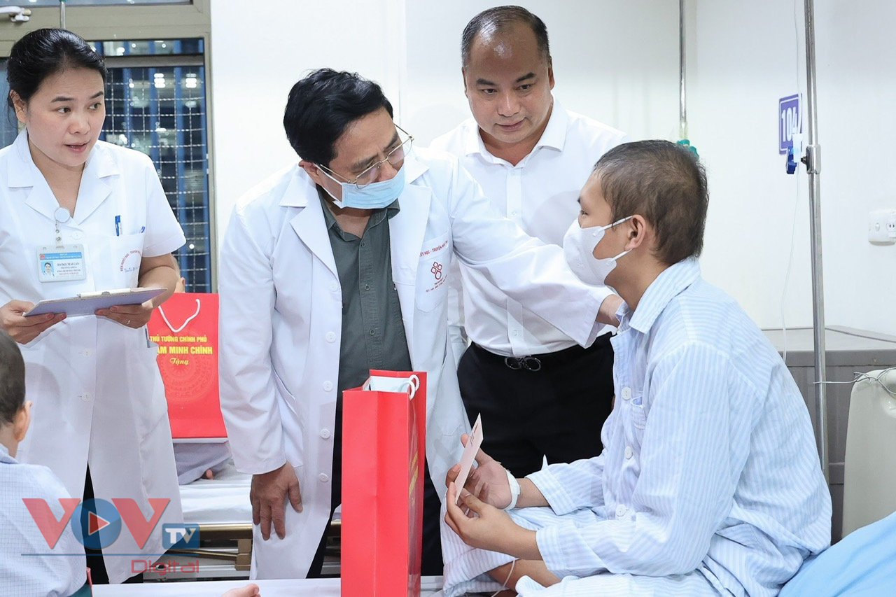 Thủ tướng Phạm Minh Chính dự Chương trình Vui Tết Trung thu - Nụ cười hồng - Ảnh 7.