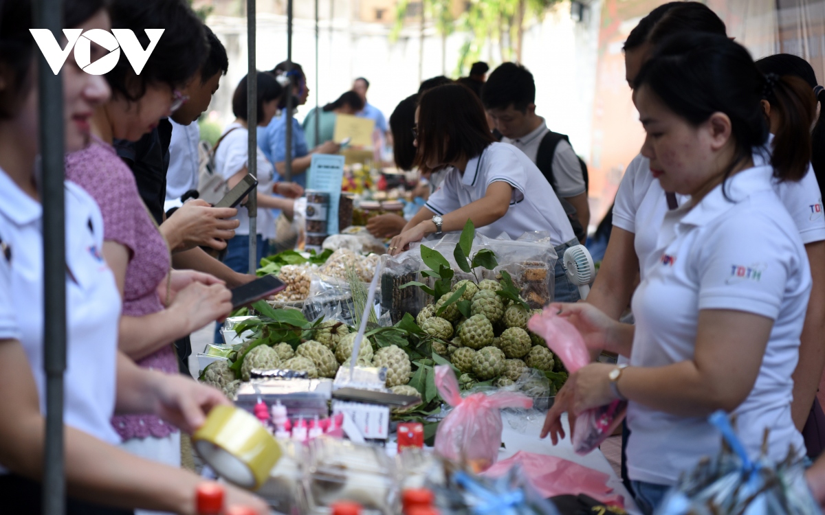 Tưng bừng Hội chợ kỷ niệm 78 năm thành lập Đài Tiếng nói Việt Nam - Ảnh 13.