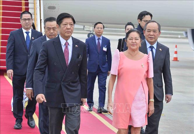 Tổng thống Philippines đến Hà Nội, bắt đầu thăm cấp Nhà nước đến Việt Nam- Ảnh 4.