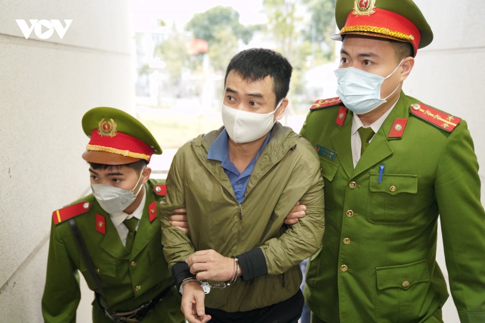 Dẫn giải ông Nguyễn Thanh Long, Chu Ngọc Anh ra tòa vụ Việt Á- Ảnh 5.