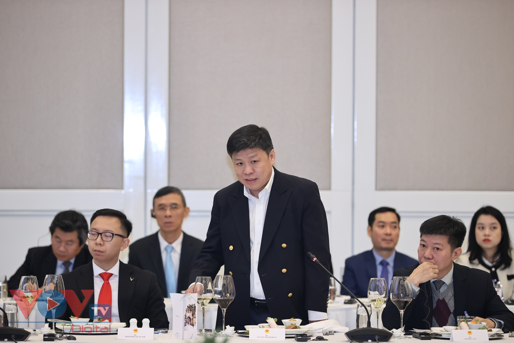 Thủ tướng Phạm Minh Chính và Tổng thống Philippines gặp gỡ các doanh nghiệp tiêu biểu hai nước- Ảnh 3.