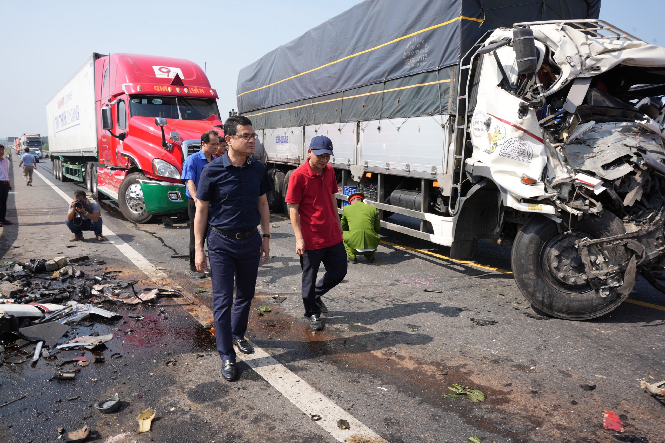 Khởi tố lái xe vượt ẩu gây tai nạn liên hoàn trên cao tốc Cam Lộ - La Sơn- Ảnh 5.