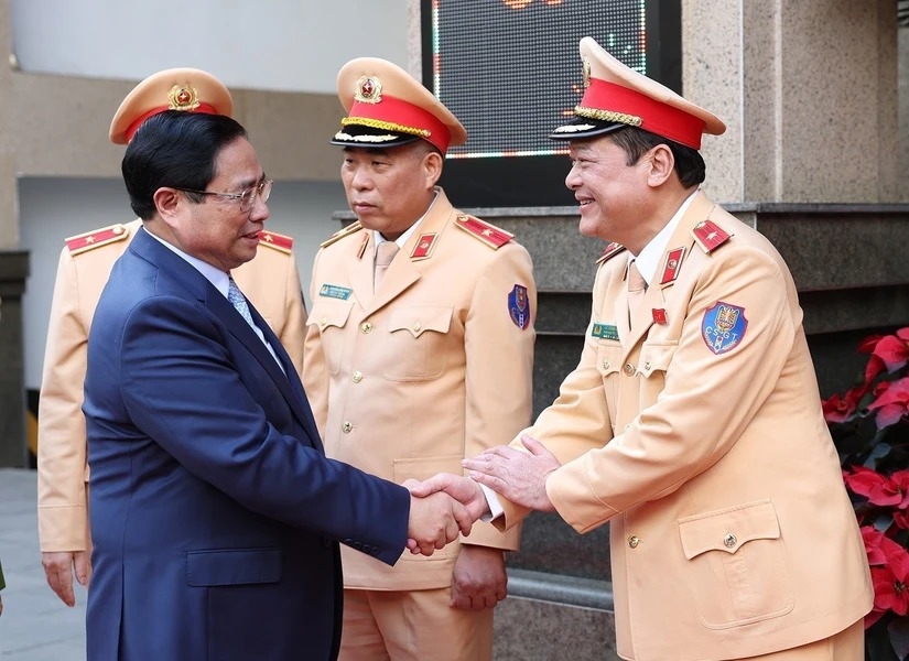 Thủ tướng Phạm Minh Chính thăm và chúc tết lực lượng Cảnh sát giao thông, Bộ Công an- Ảnh 1.