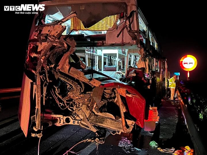 Vụ tai nạn 2 người chết trên cao tốc Cam Lộ- La Sơn: Lỗi của cả 2 tài xế- Ảnh 2.