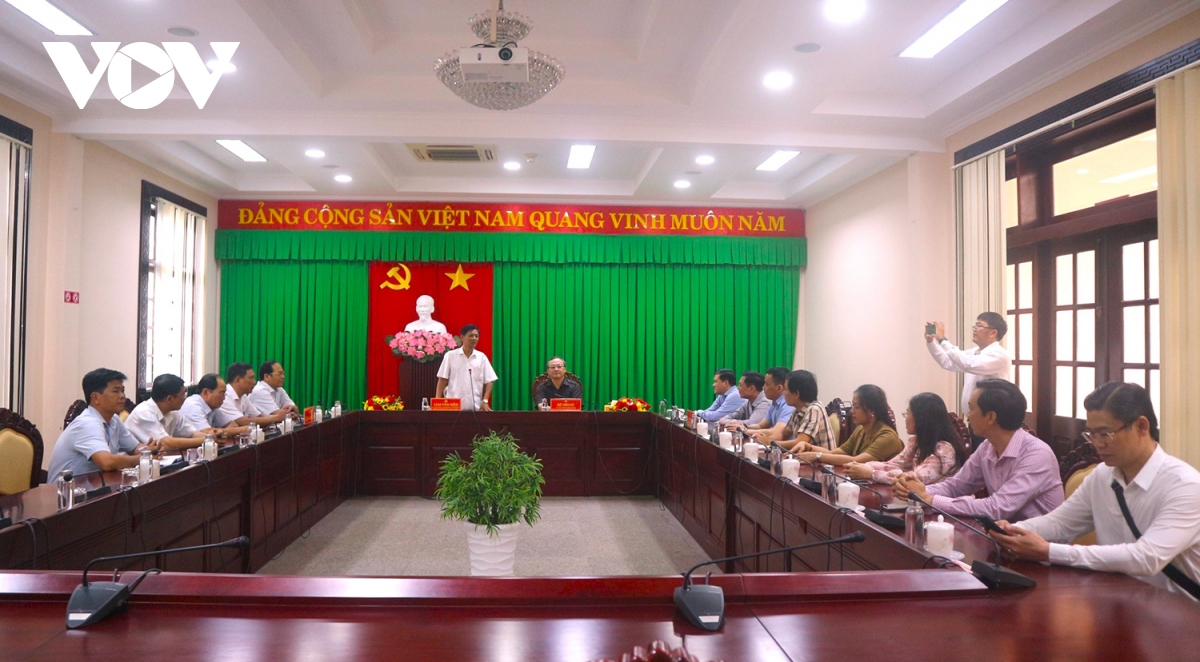 Tổng Giám đốc Đài Tiếng Việt Nam Đỗ Tiến Sỹ thăm, làm việc với tỉnh Sóc Trăng- Ảnh 1.