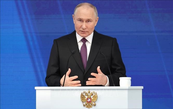 Tổng thống Nga kêu gọi người dân bỏ phiếu vì tương lai đất nước