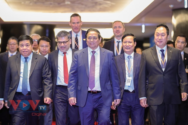 Thủ tướng Phạm Minh Chính gặp mặt cộng đồng doanh nghiệp FDI và tham dự Diễn đàn Doanh nghiệp Việt Nam (VBF)- Ảnh 1.