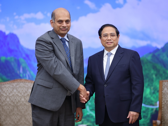 Thủ tướng Phạm Minh Chính tiếp lãnh đạo Tập đoàn bán dẫn Lam Research (Hoa Kỳ) và đại diện Công ty Seojin (Hàn Quốc)- Ảnh 1.