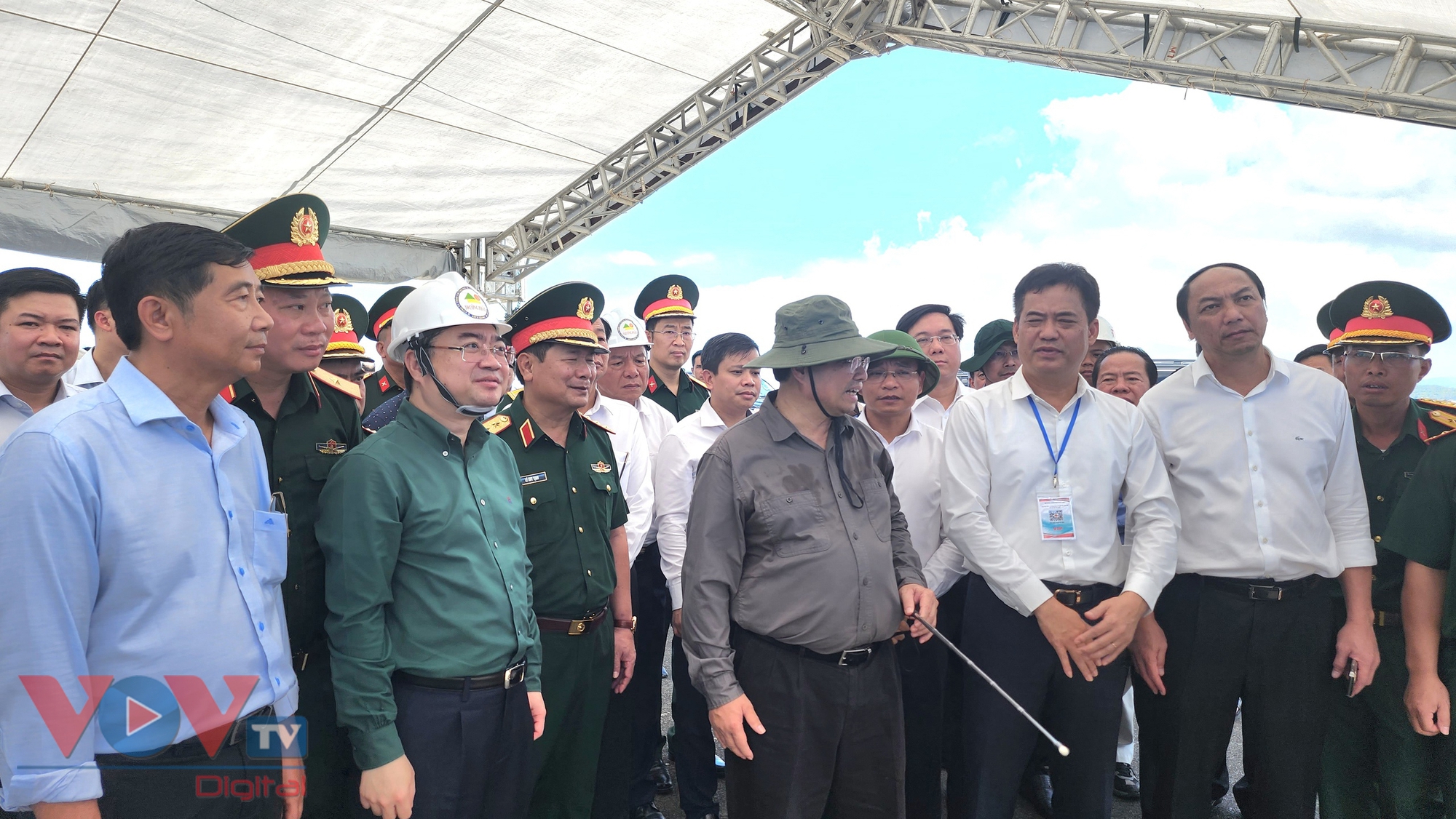 Thủ tướng Phạm Minh Chính kiểm tra các dự án trọng điểm tại Phú Quốc- Ảnh 3.