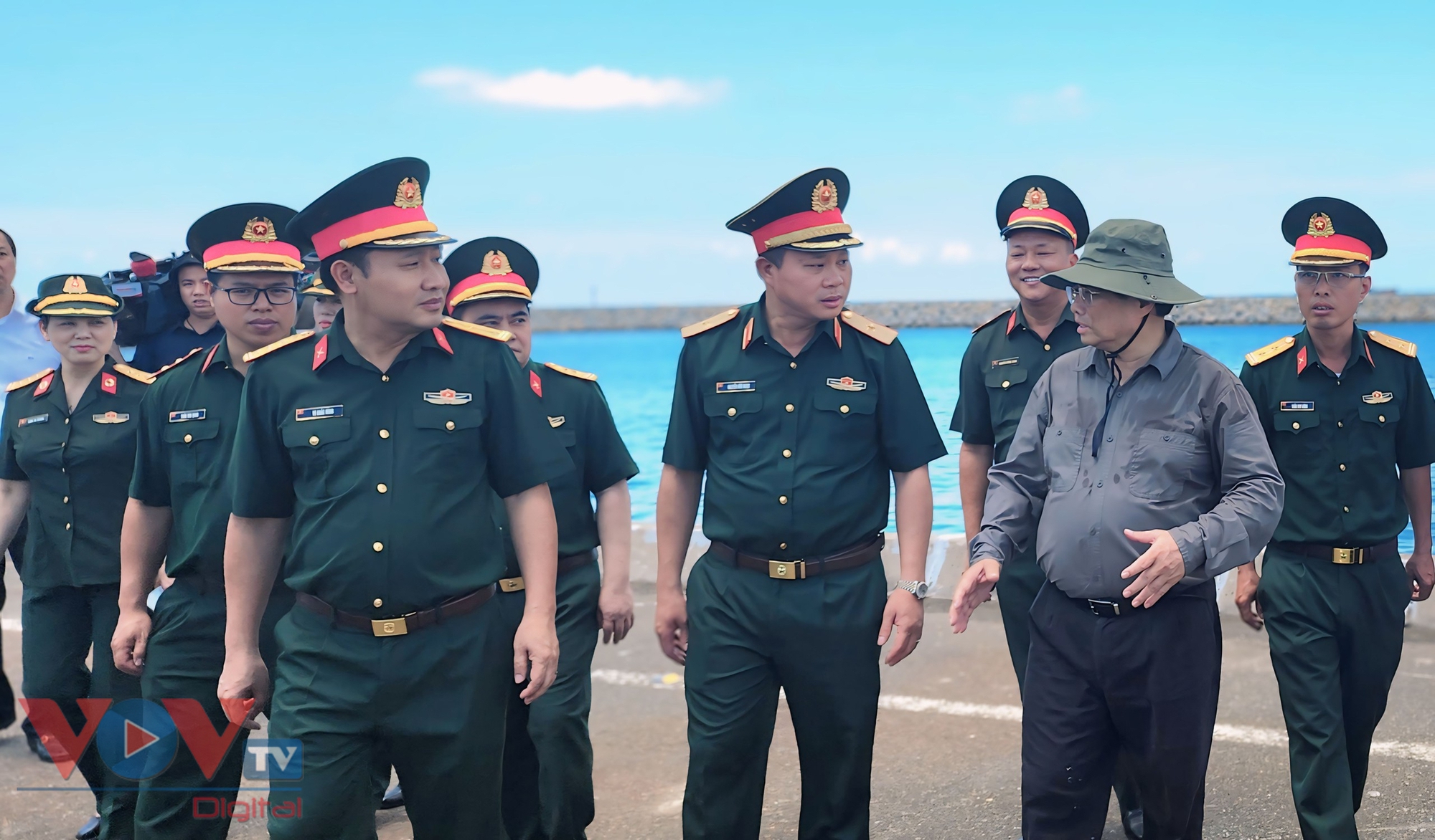 Thủ tướng Phạm Minh Chính kiểm tra các dự án trọng điểm tại Phú Quốc- Ảnh 4.