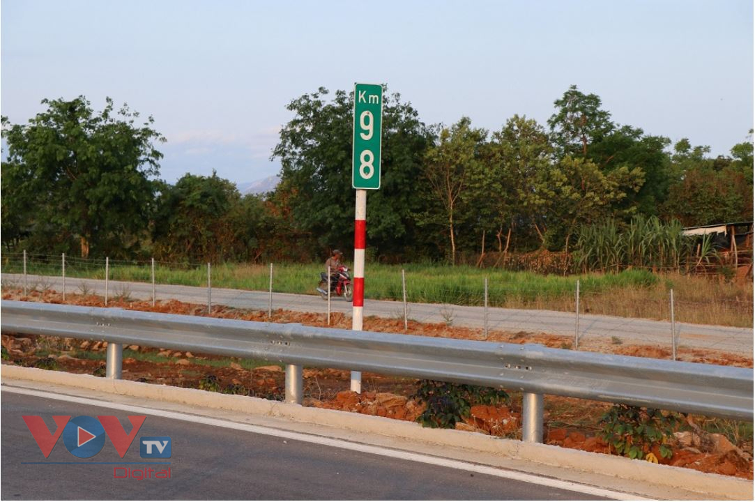 Cao tốc Cam Lâm – Vĩnh Hảo trước ngày nối tuyến- Ảnh 13.