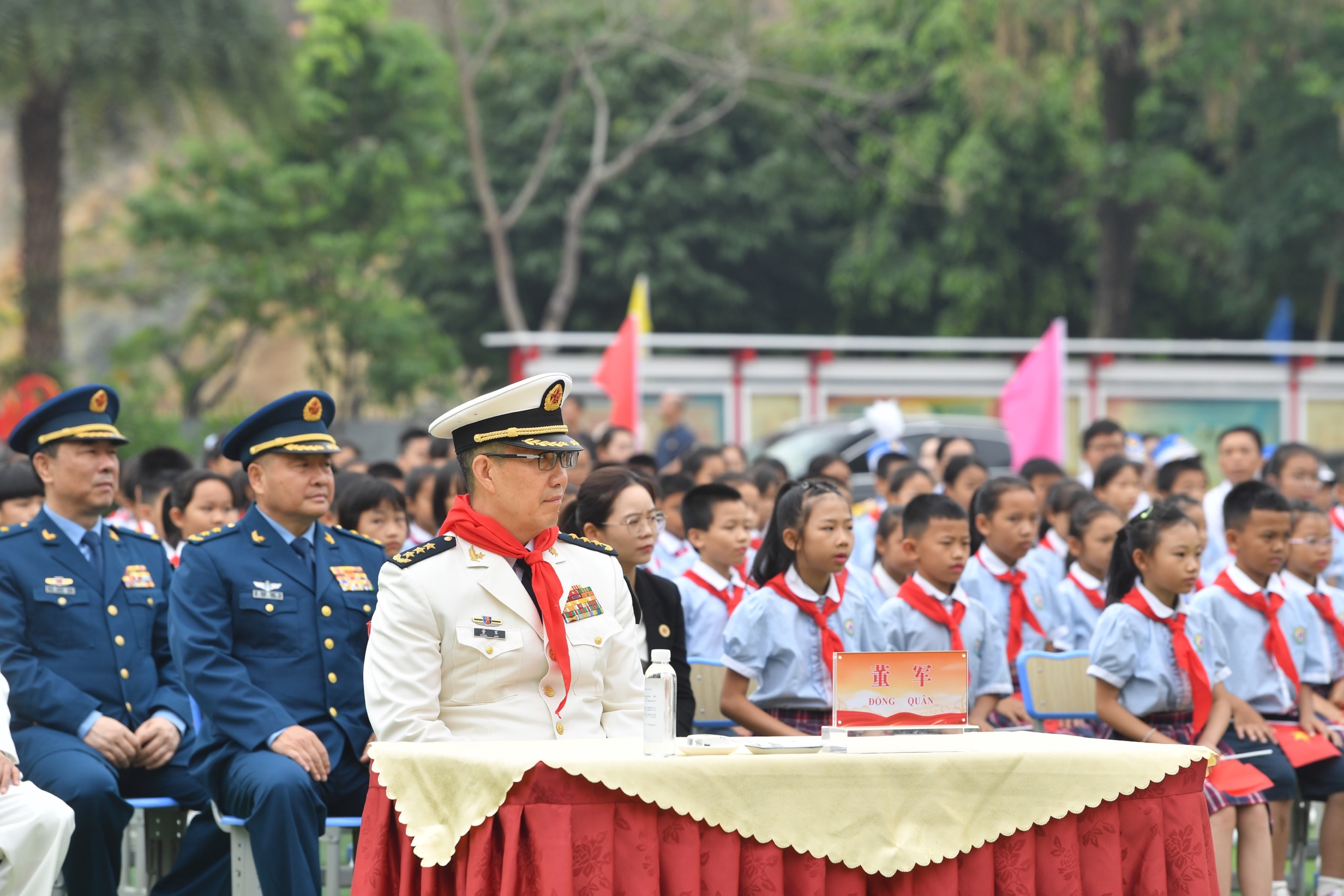 Giao lưu hữu nghị quốc phòng biên giới Việt Nam -Trung Quốc: Đoàn Việt Nam sang tỉnh Vân Nam- Ảnh 10.