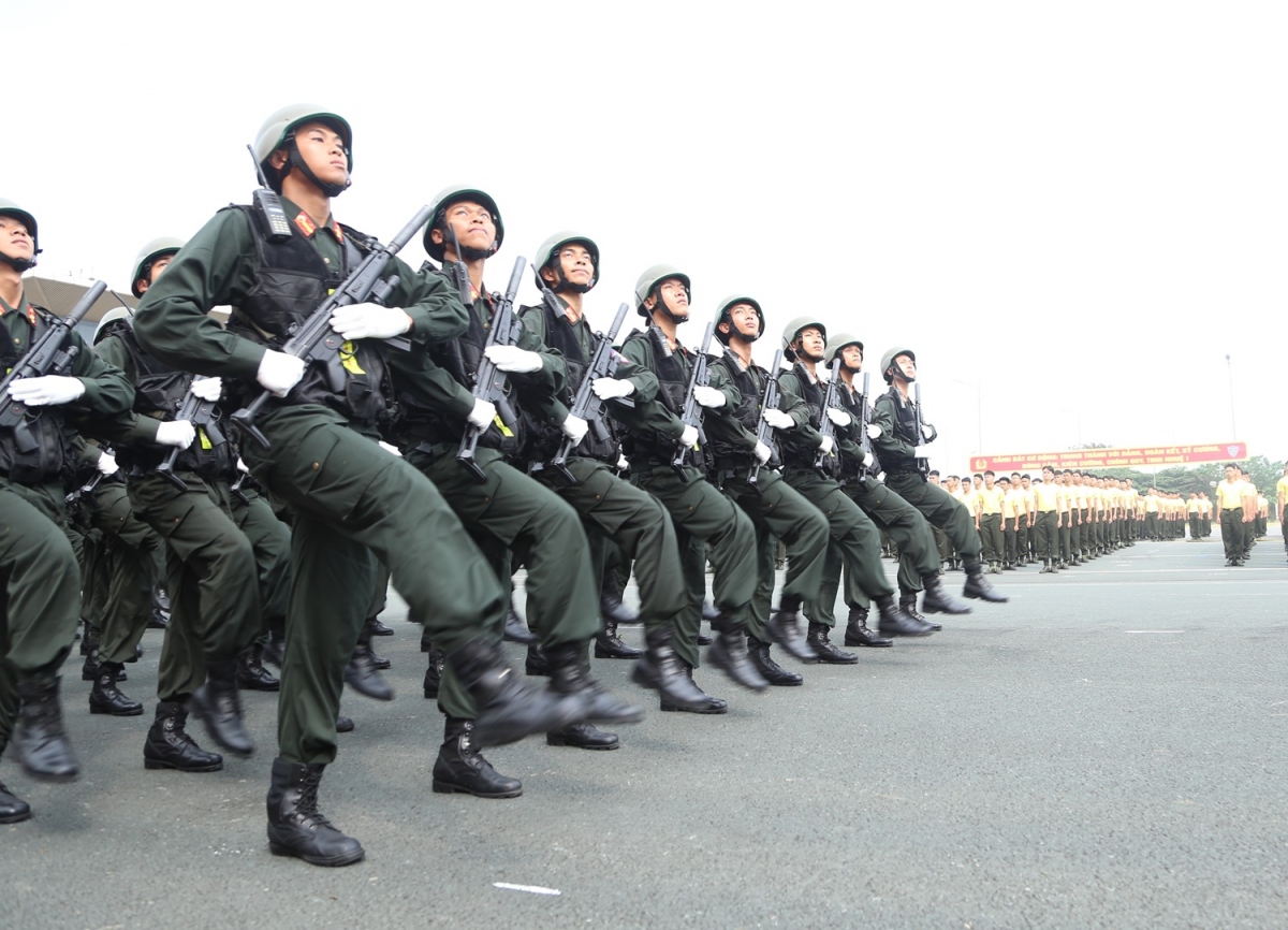 Hình ảnh ấn tượng trong Lễ kỷ niệm 50 năm ngày truyền thống lực lượng Cảnh sát cơ động- Ảnh 9.