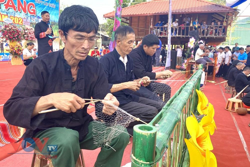 Đặc sắc nét đẹp văn hóa Thái tại lễ hội Then Kin Pang- Ảnh 2.