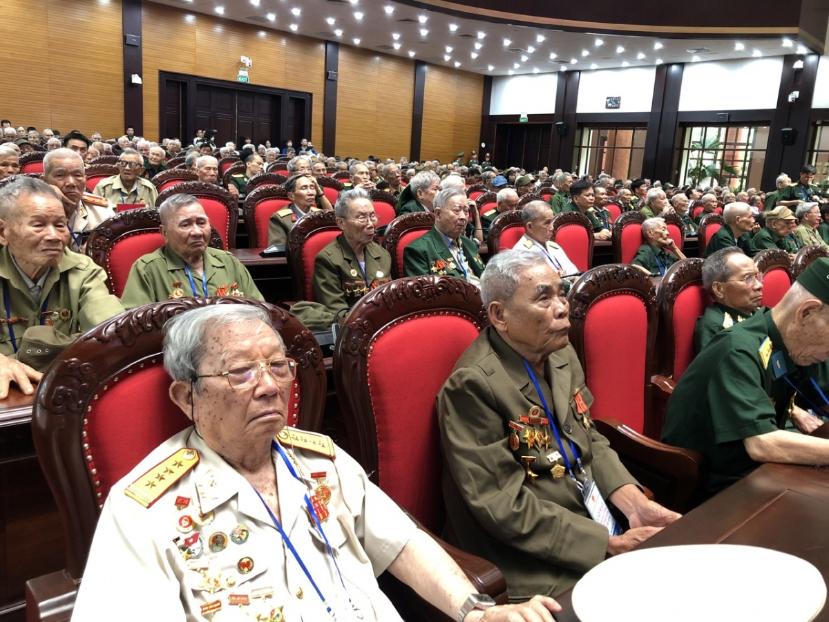 Lãnh đạo Đảng, Nhà nước gặp mặt đại diện chiến sĩ Điện Biên, dân công hỏa tuyến- Ảnh 10.