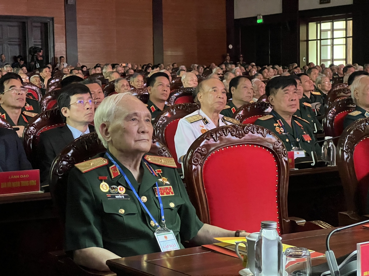 Lãnh đạo Đảng, Nhà nước gặp mặt đại diện chiến sĩ Điện Biên, dân công hỏa tuyến- Ảnh 9.