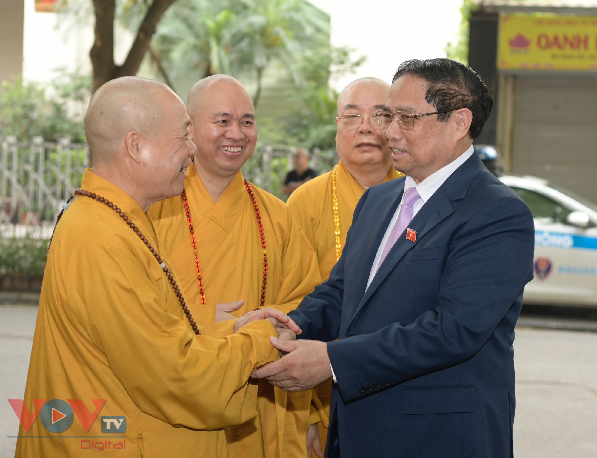 Thủ tướng Phạm Minh Chính chúc mừng Đại lễ Phật đản Phật lịch 2568- Ảnh 1.