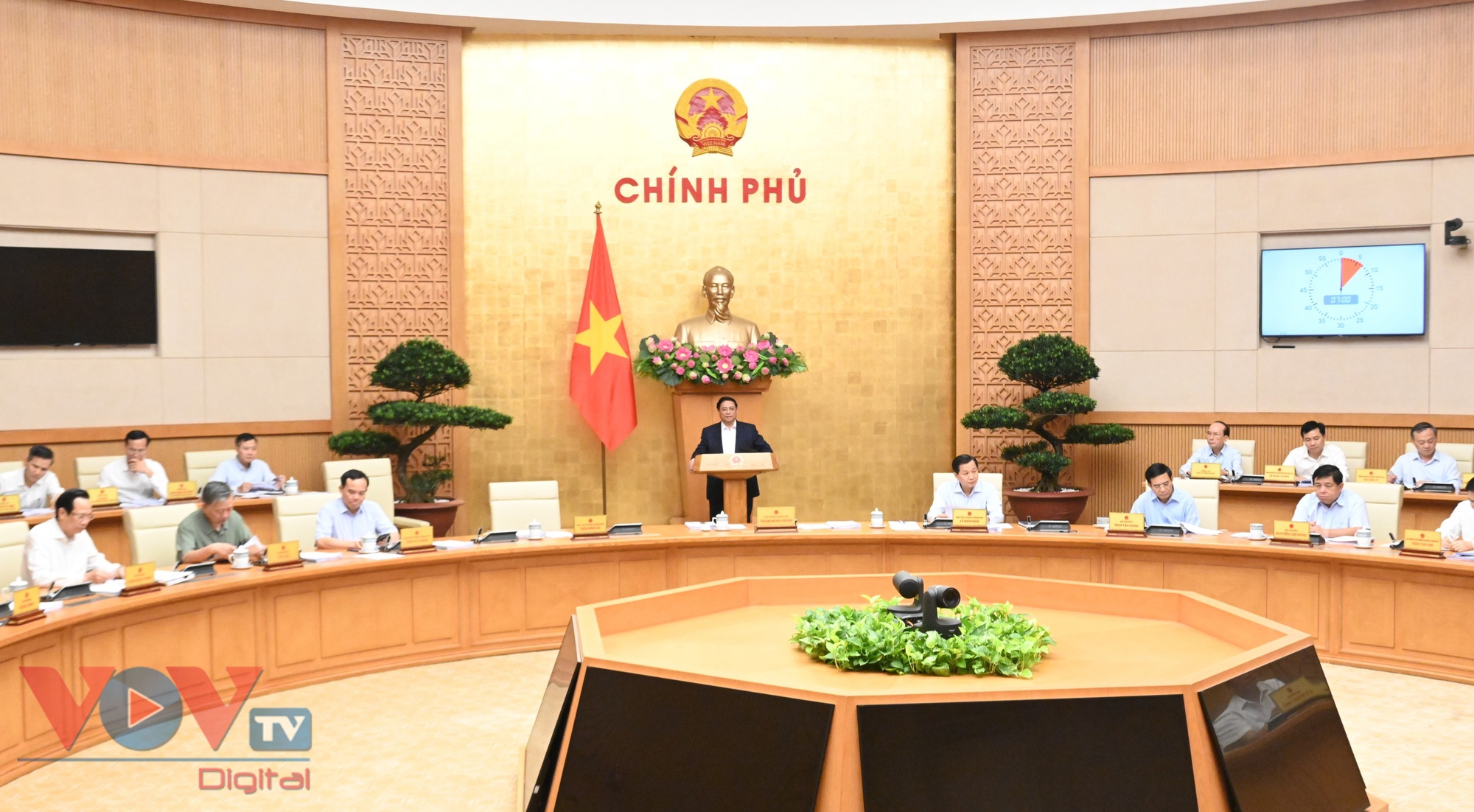 Thủ tướng Chính phủ Phạm Minh Chính chủ trì Phiên họp Chính phủ thường kỳ tháng 4- Ảnh 3.