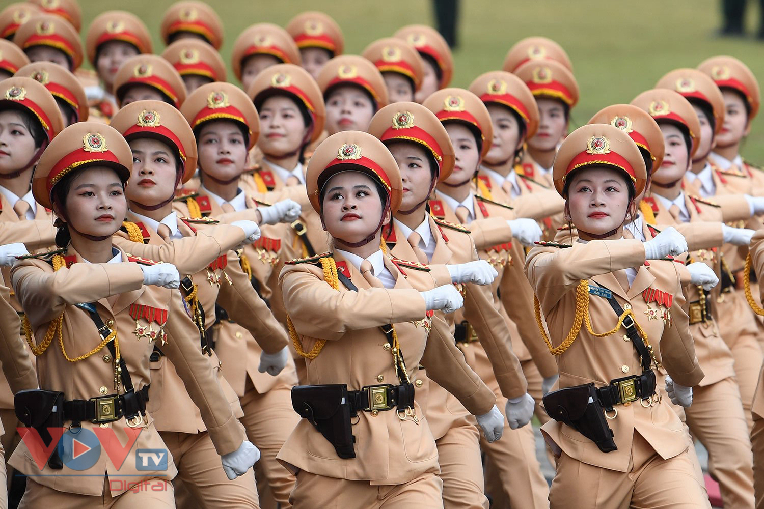 Chùm ảnh: Lễ diễu binh, diễu hành kỷ niệm 70 năm Chiến thắng Điện Biên Phủ- Ảnh 6.