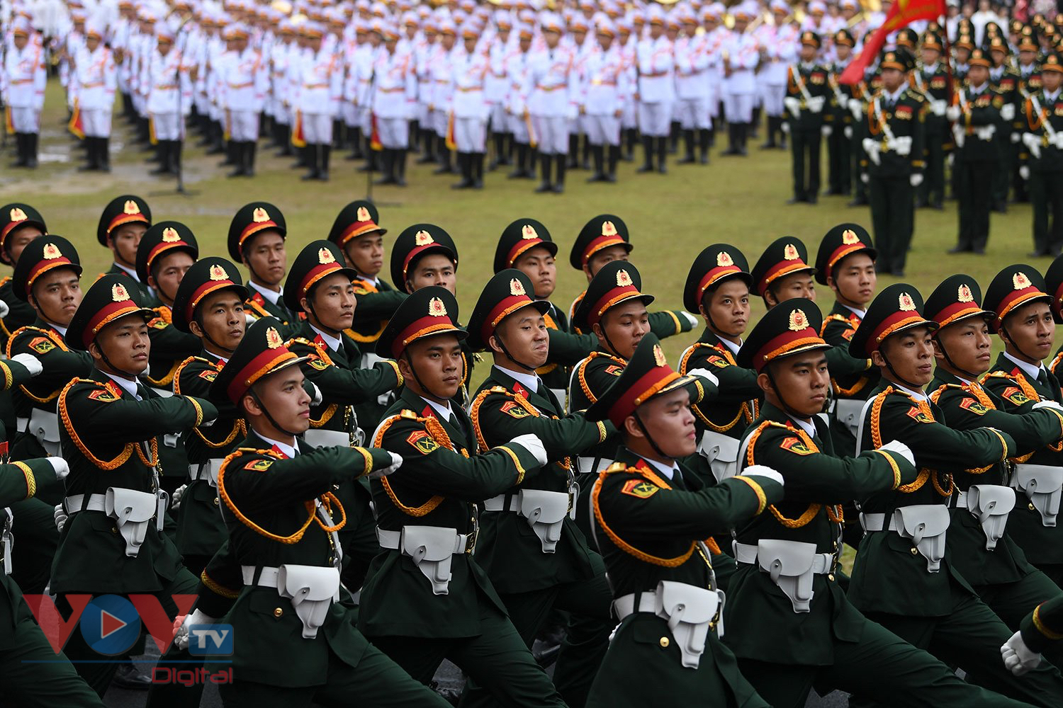 Chùm ảnh: Lễ diễu binh, diễu hành kỷ niệm 70 năm Chiến thắng Điện Biên Phủ- Ảnh 9.