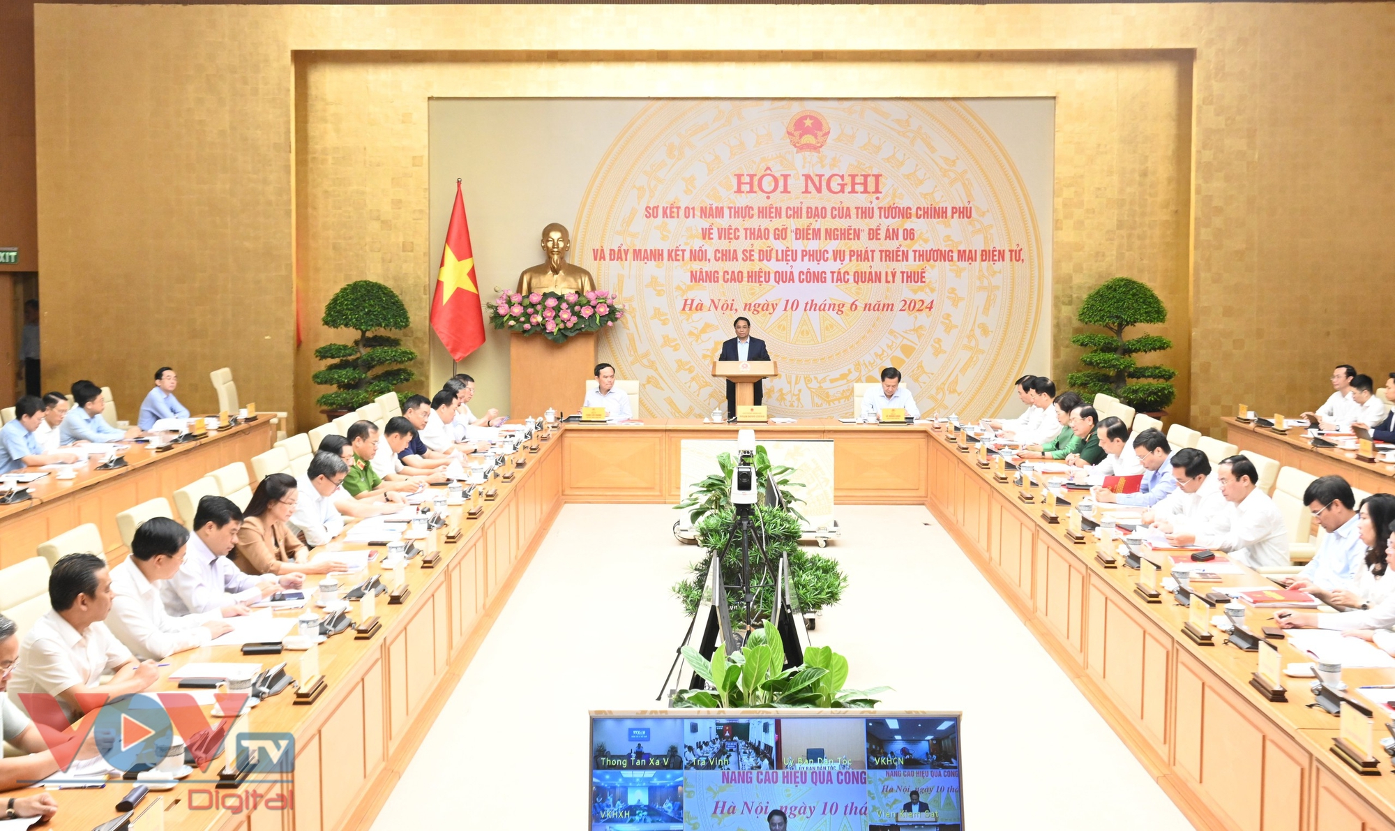 Thủ tướng Phạm Minh Chính chủ trì Hội nghị tháo gỡ “điểm nghẽn” Đề án 06- Ảnh 1.