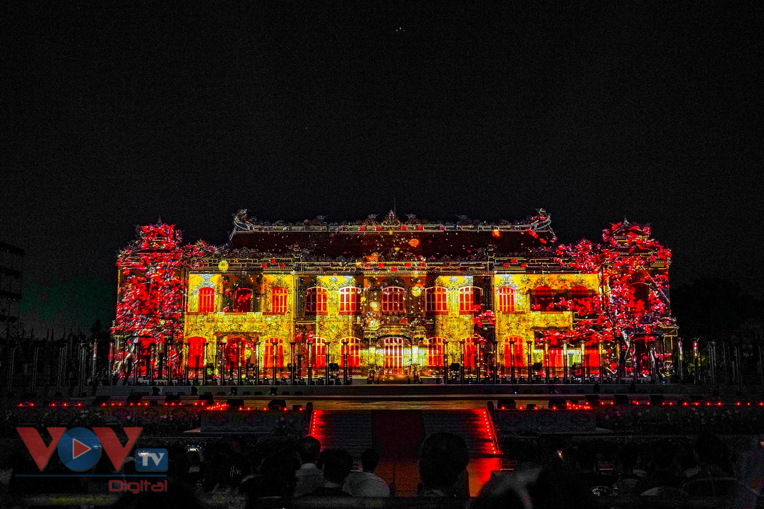 Bế mạc Festival Huế 2024: Ấn tượng trong lòng du khách- Ảnh 1.