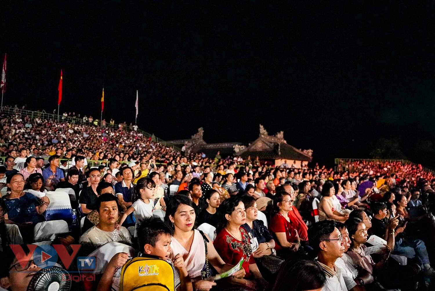 Bế mạc Festival Huế 2024: Ấn tượng trong lòng du khách- Ảnh 4.