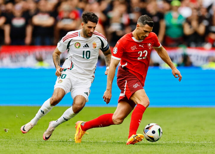 Kết quả EURO 2024: Thụy Sỹ thắng Hungary, tạm xếp nhì bảng A- Ảnh 1.