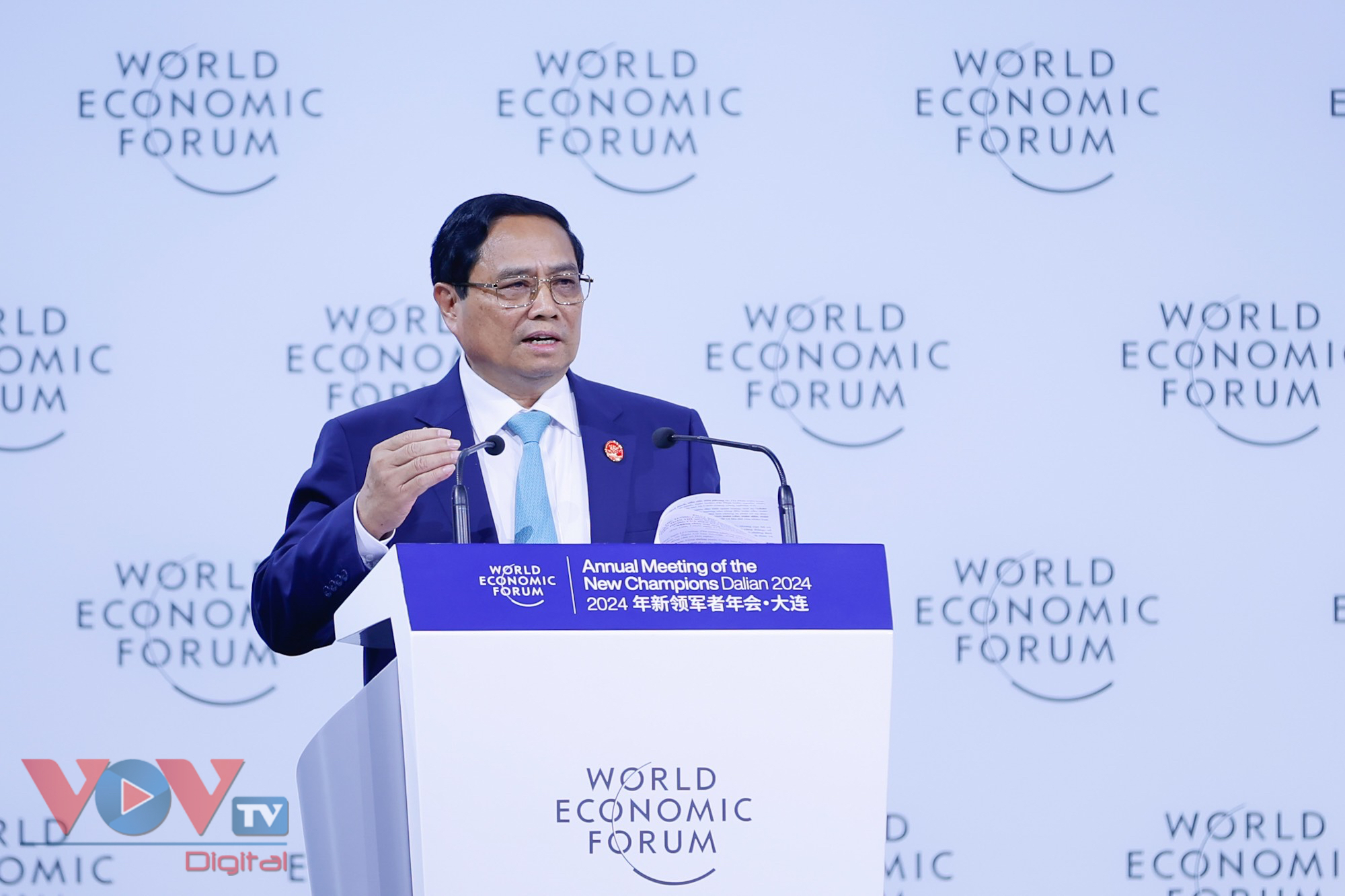 Thủ tướng Phạm Minh Chính kết thúc tốt đẹp chuyến công tác tham dự Hội nghị WEF Đại Liên và làm việc tại Trung Quốc- Ảnh 2.