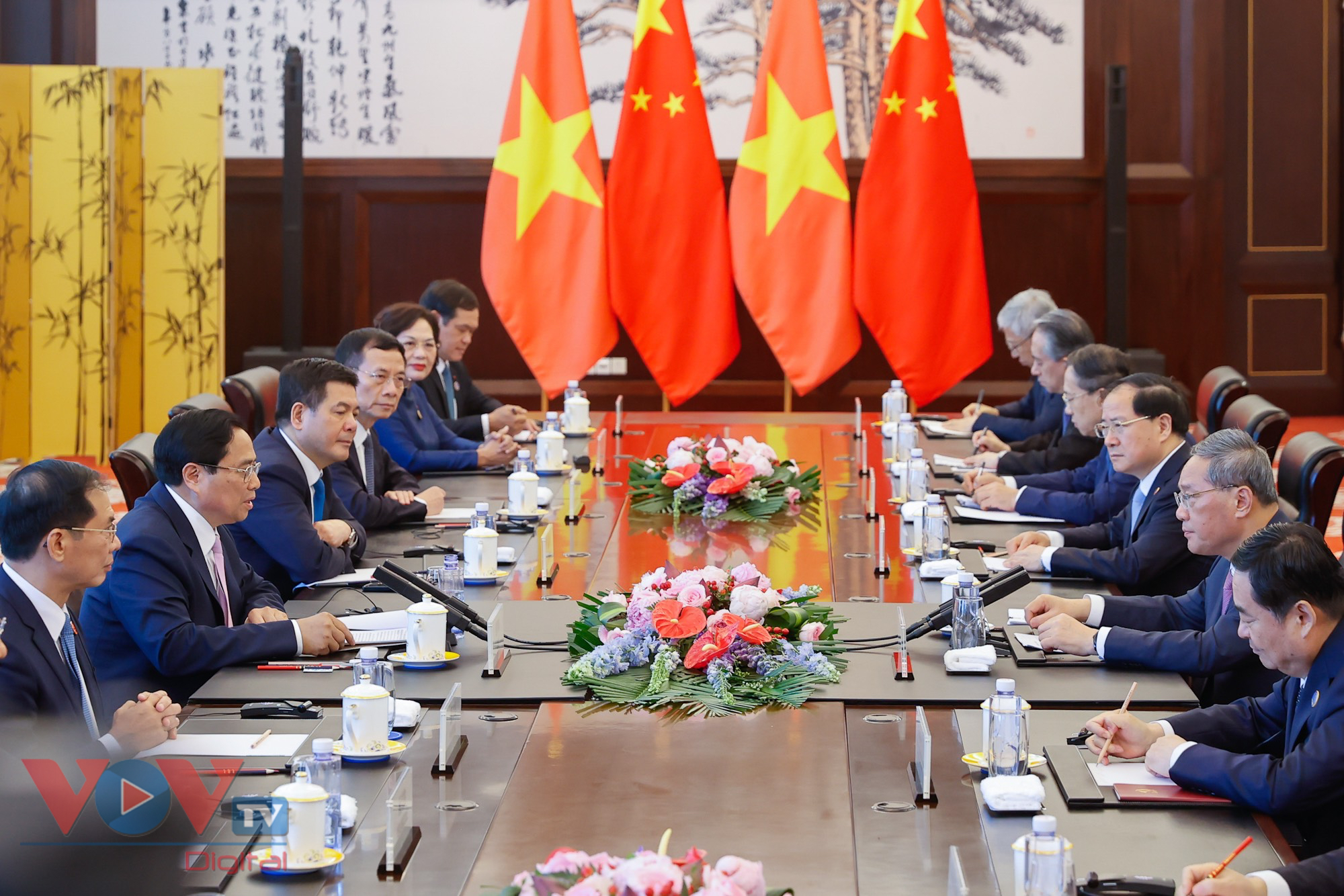 Thủ tướng Phạm Minh Chính kết thúc tốt đẹp chuyến công tác tham dự Hội nghị WEF Đại Liên và làm việc tại Trung Quốc- Ảnh 7.