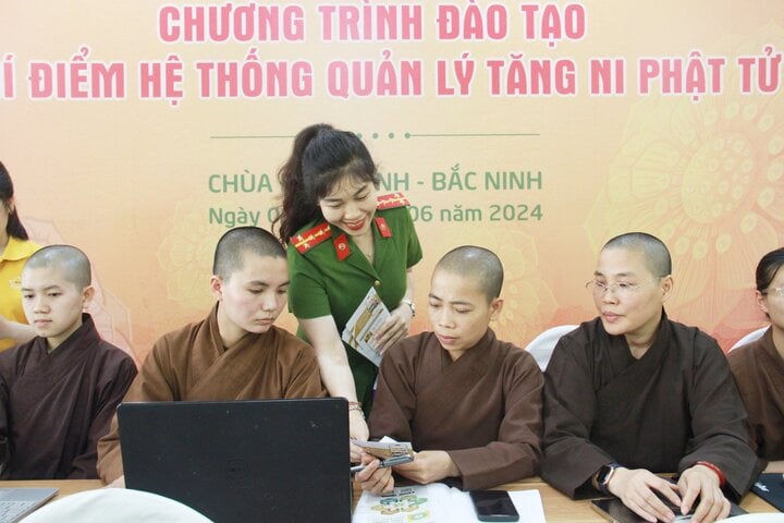 Bộ Công an sẽ triển khai ứng dụng 'Cúng dường trực tuyến' tới chùa trên cả nước- Ảnh 2.