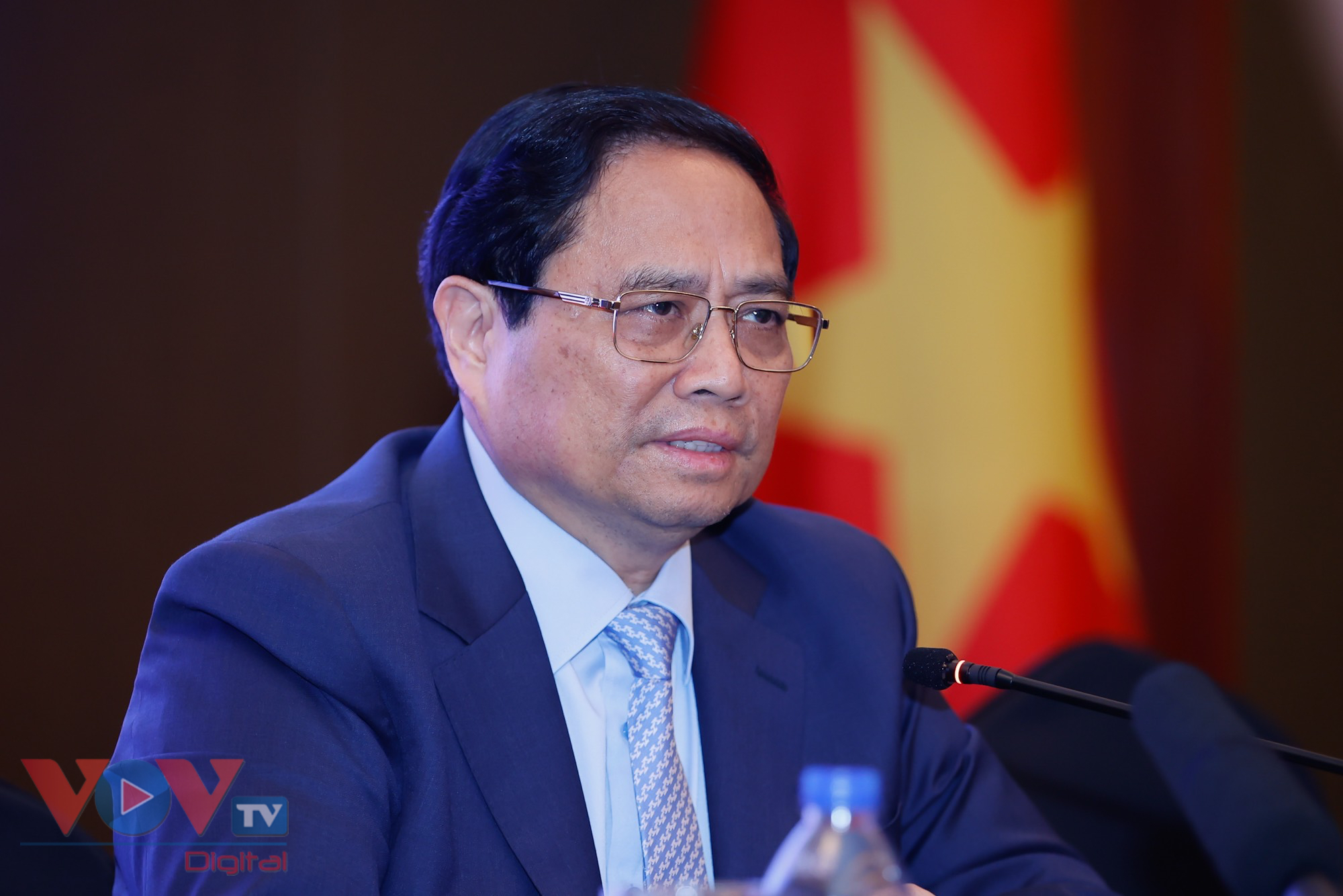 Thủ tướng Phạm Minh Chính xúc động khi gặp những người bạn Hàn Quốc- Ảnh 2.