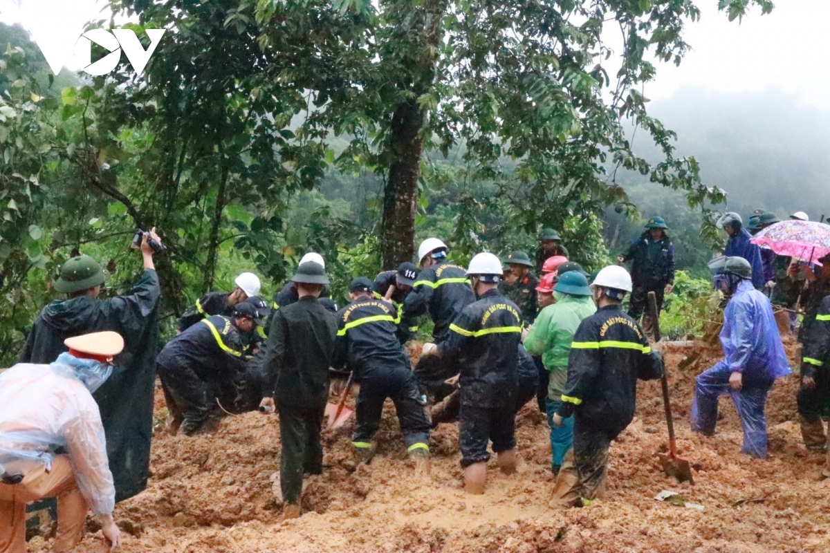 Vụ sạt lở ở Hà Giang: 9 người tử vong, tích cực tìm kiếm người mất tích- Ảnh 6.